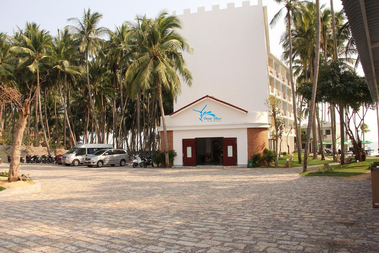 Ocean Place Mui Ne Resort Exterior foto